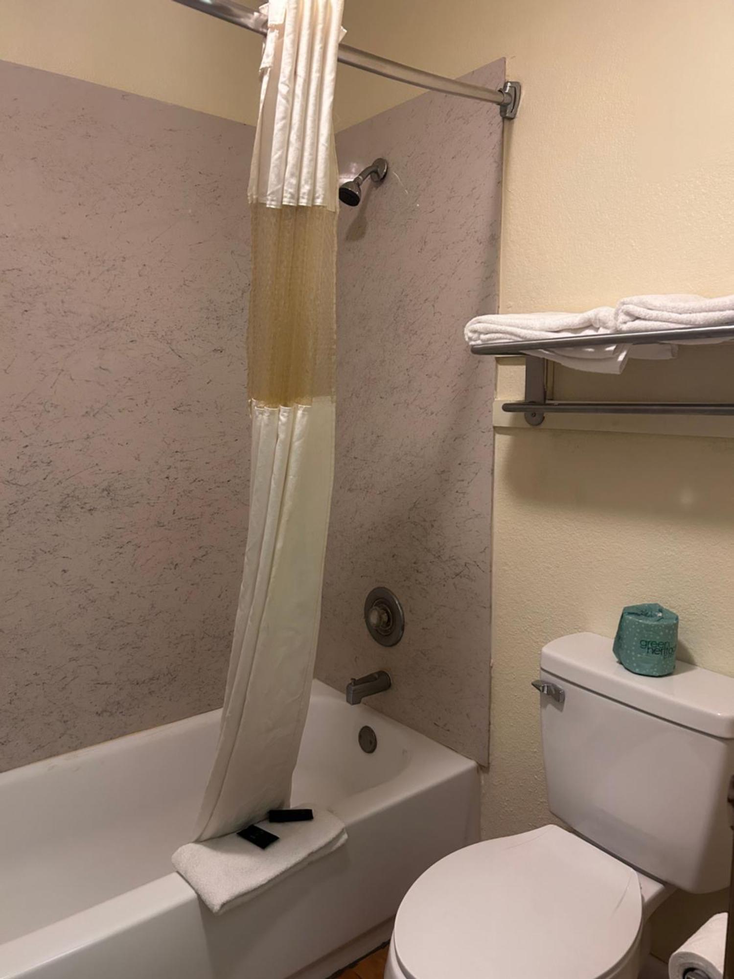Americas Best Value Inn Dayton Bagian luar foto