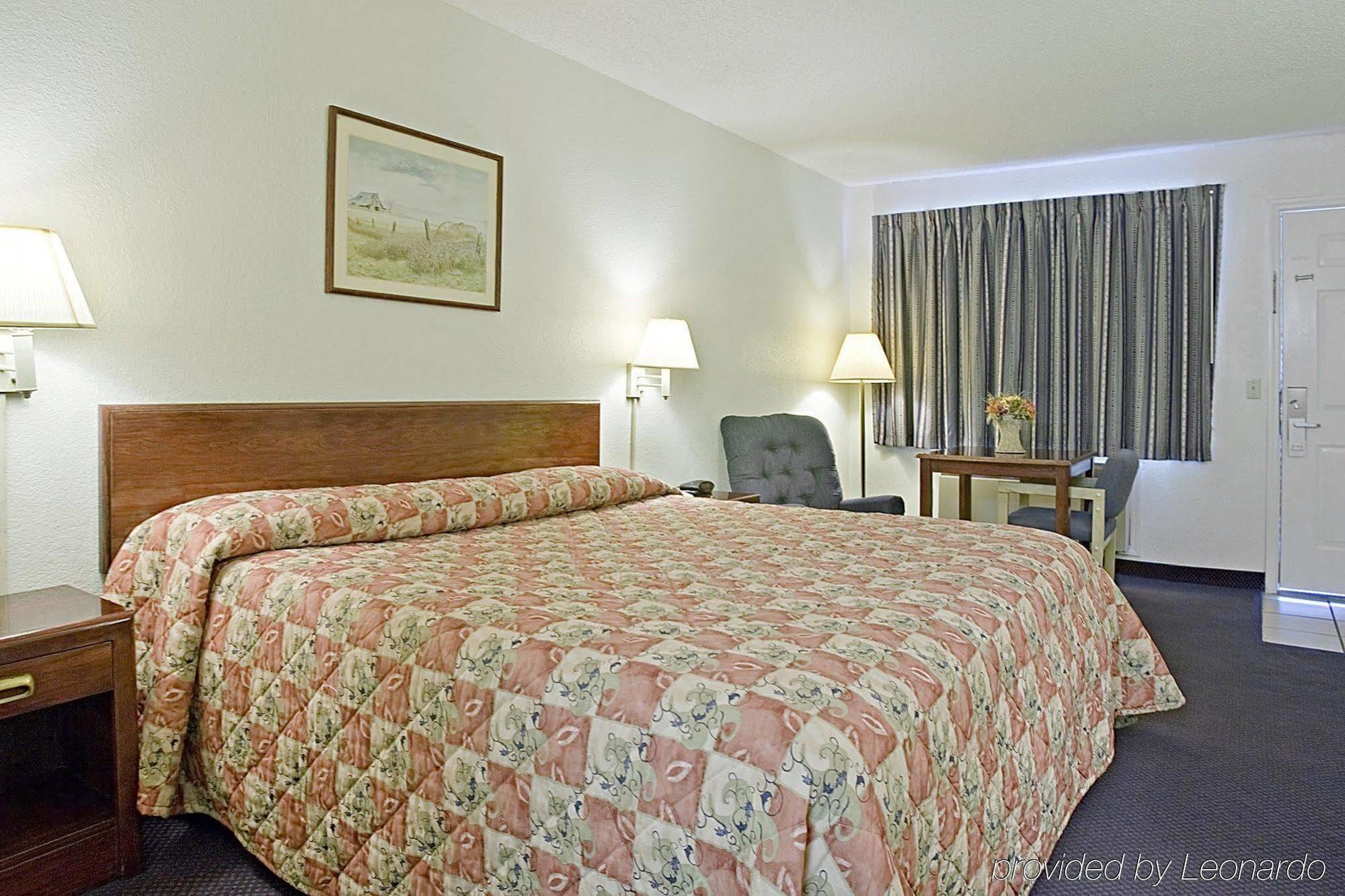 Americas Best Value Inn Dayton Bagian luar foto
