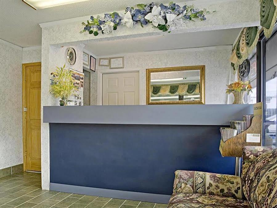 Americas Best Value Inn Dayton Bagian luar foto